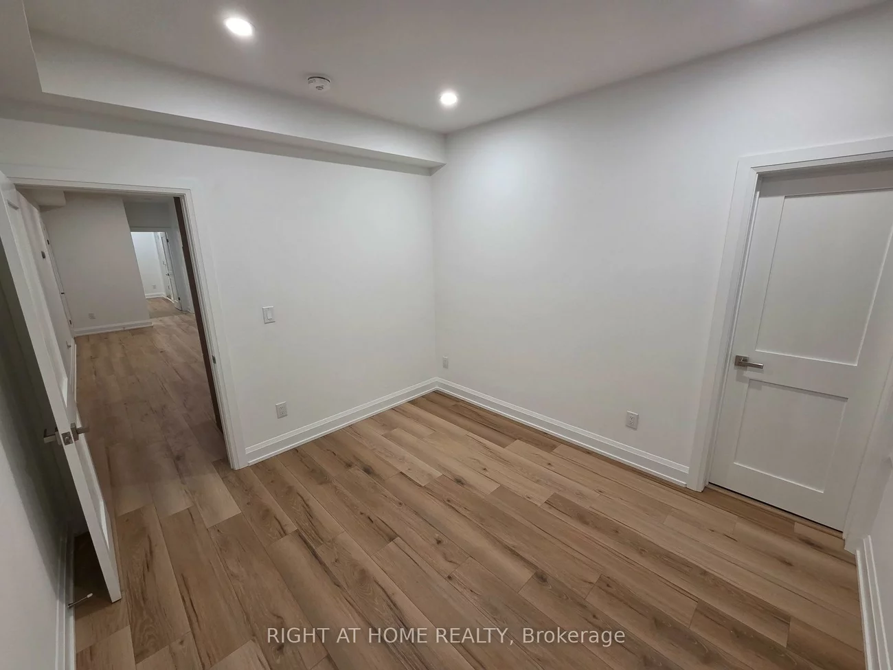 55, Camberwell, Humewood-Cedarvale, Toronto