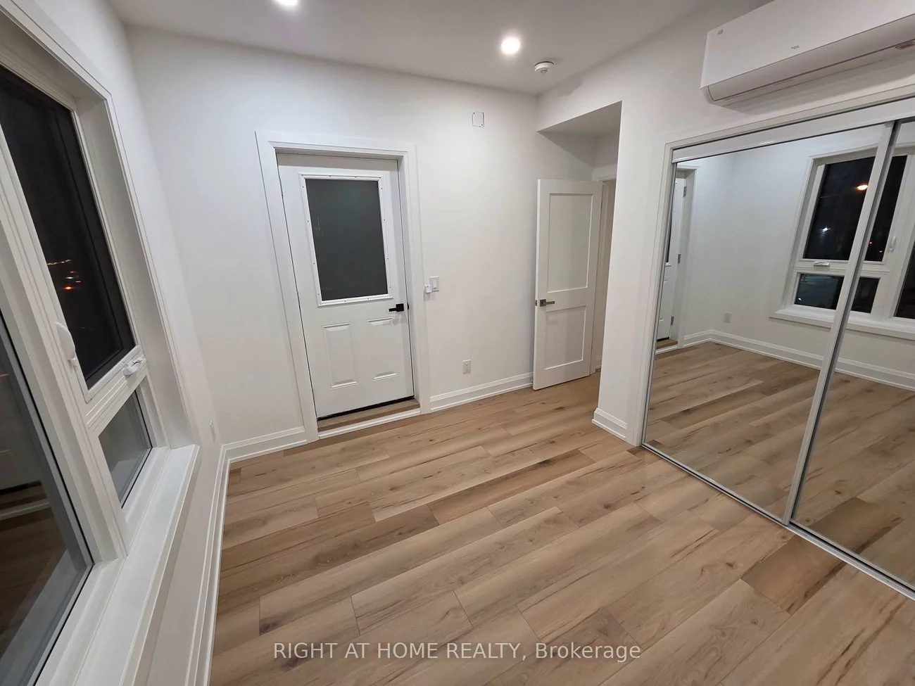 55, Camberwell, Humewood-Cedarvale, Toronto