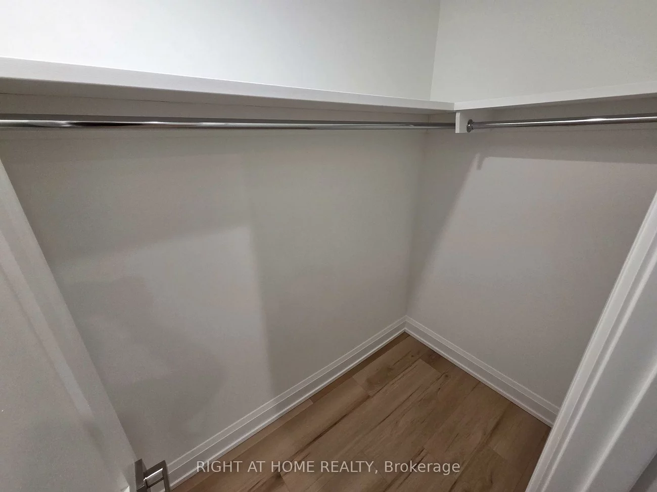 55, Camberwell, Humewood-Cedarvale, Toronto