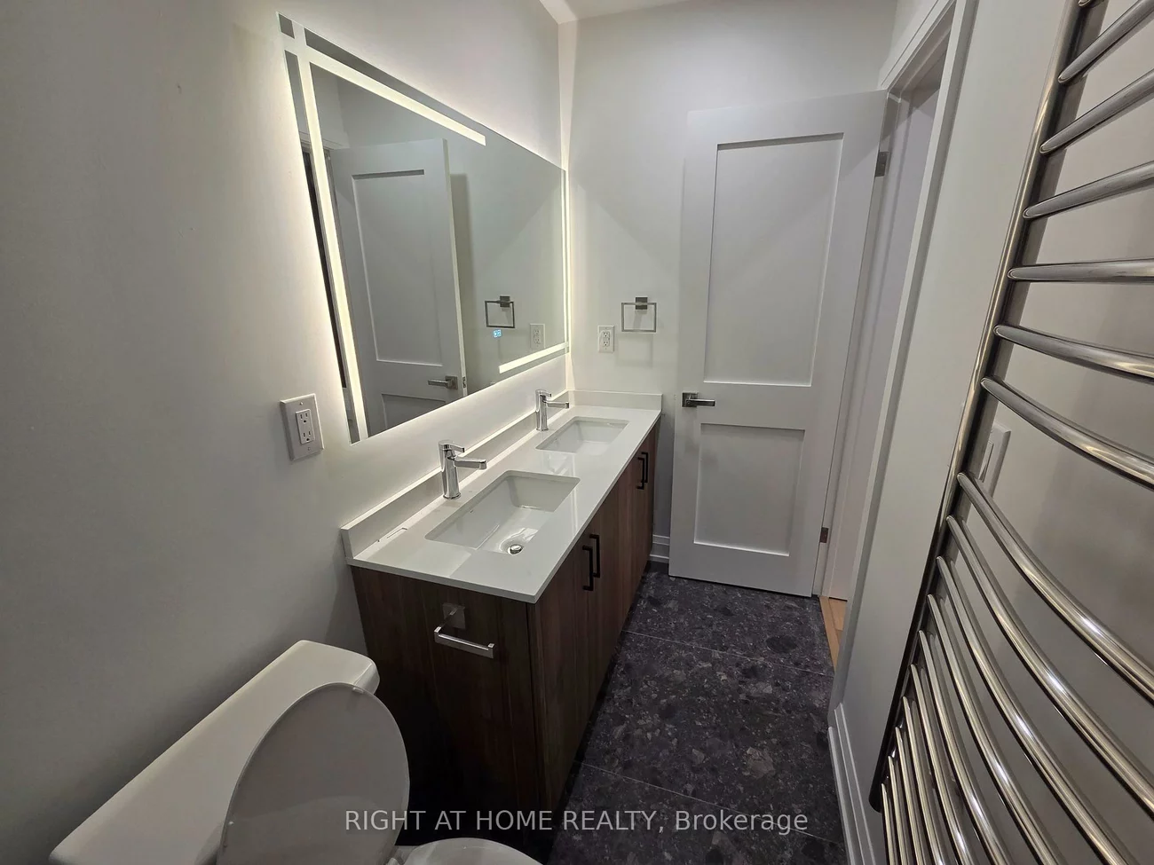 55, Camberwell, Humewood-Cedarvale, Toronto