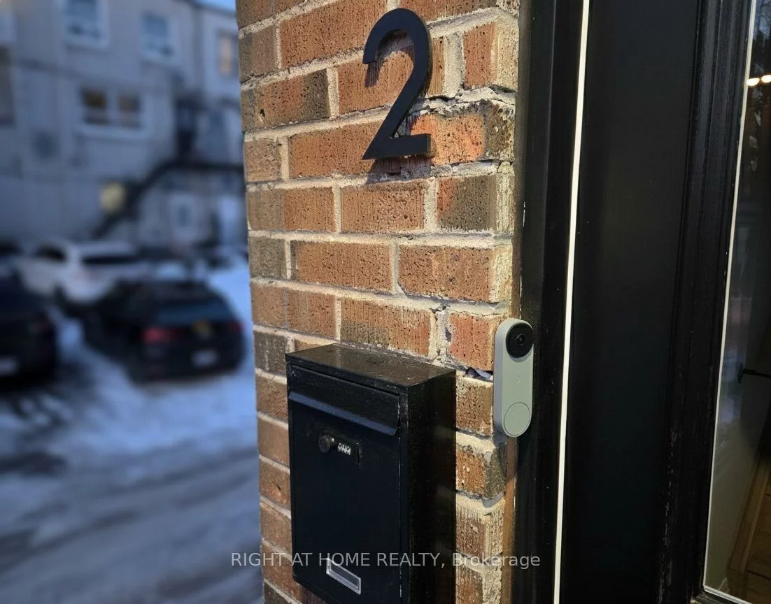 55, Camberwell, Humewood-Cedarvale, Toronto