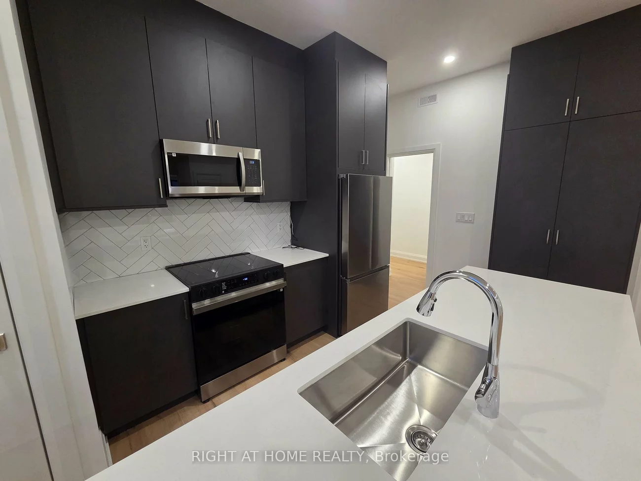 55, Camberwell, Humewood-Cedarvale, Toronto