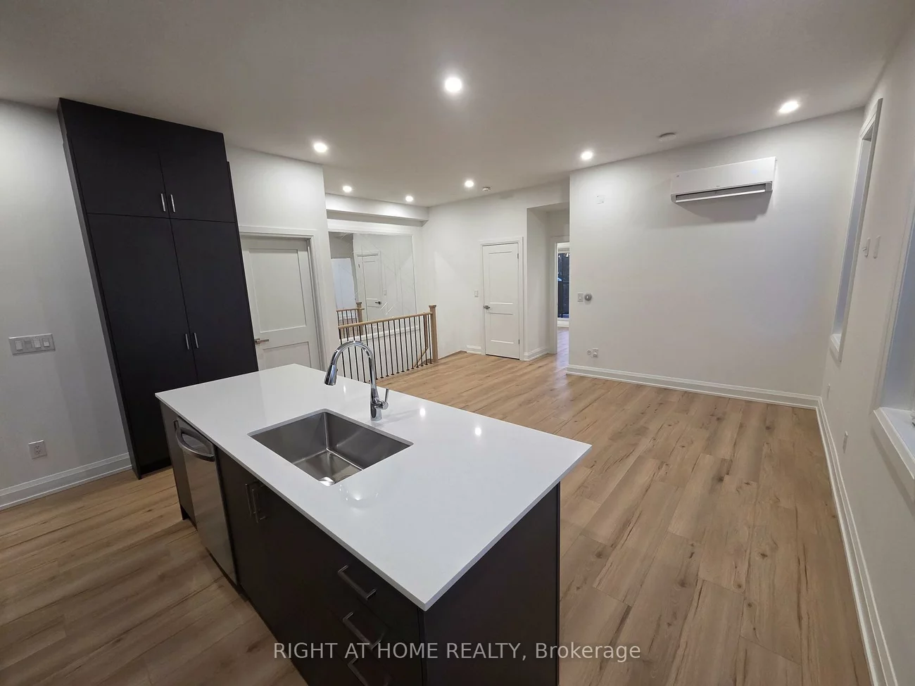 55, Camberwell, Humewood-Cedarvale, Toronto