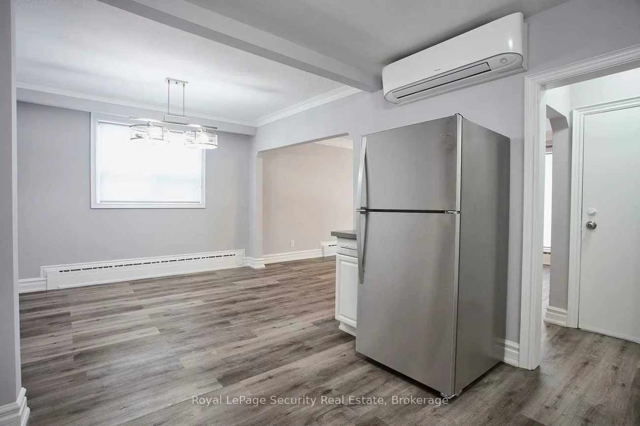 32, Ashbury, Oakwood Village, Toronto