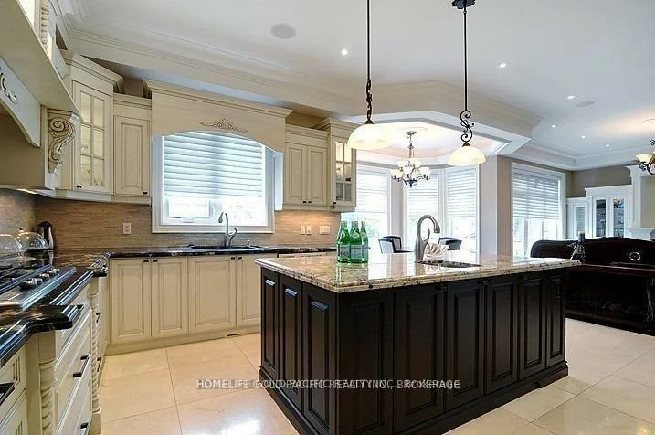 187, Byng, Willowdale East, Toronto