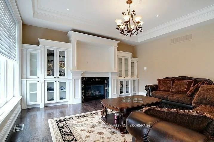 187, Byng, Willowdale East, Toronto