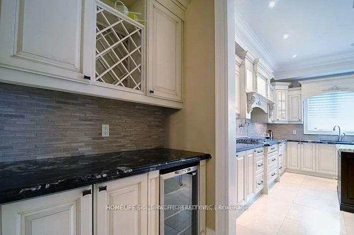 187, Byng, Willowdale East, Toronto