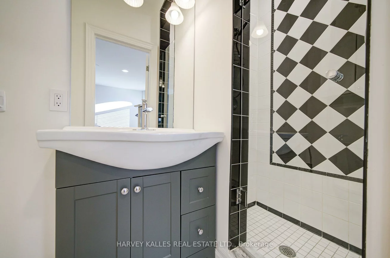 34, Marlborough, Annex, Toronto