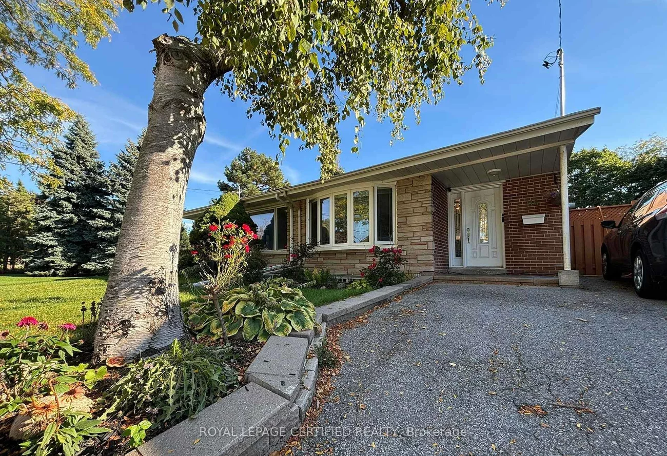 116, Roywood, Parkwoods-Donalda, Toronto