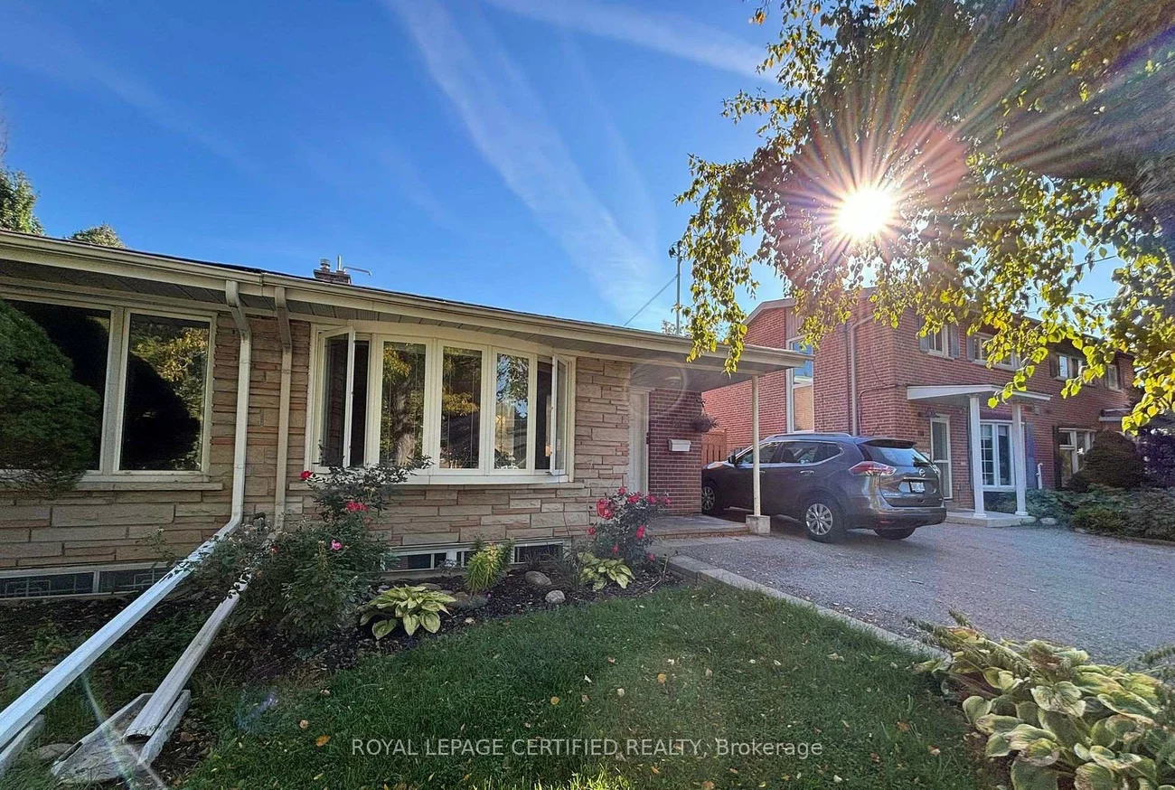 116, Roywood, Parkwoods-Donalda, Toronto