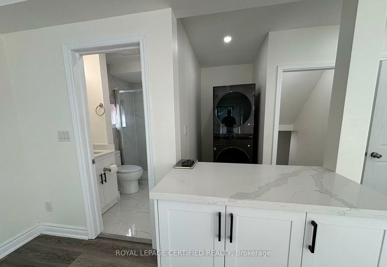 116, Roywood, Parkwoods-Donalda, Toronto