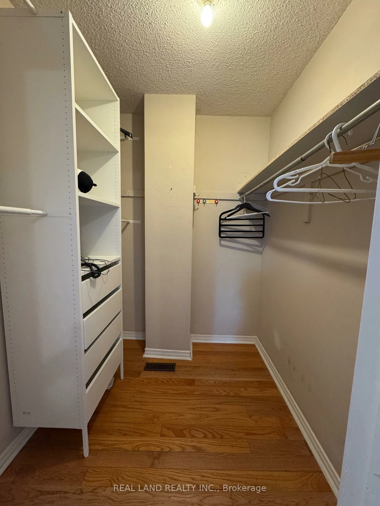 55, Snapdragon, Pleasant View, Toronto