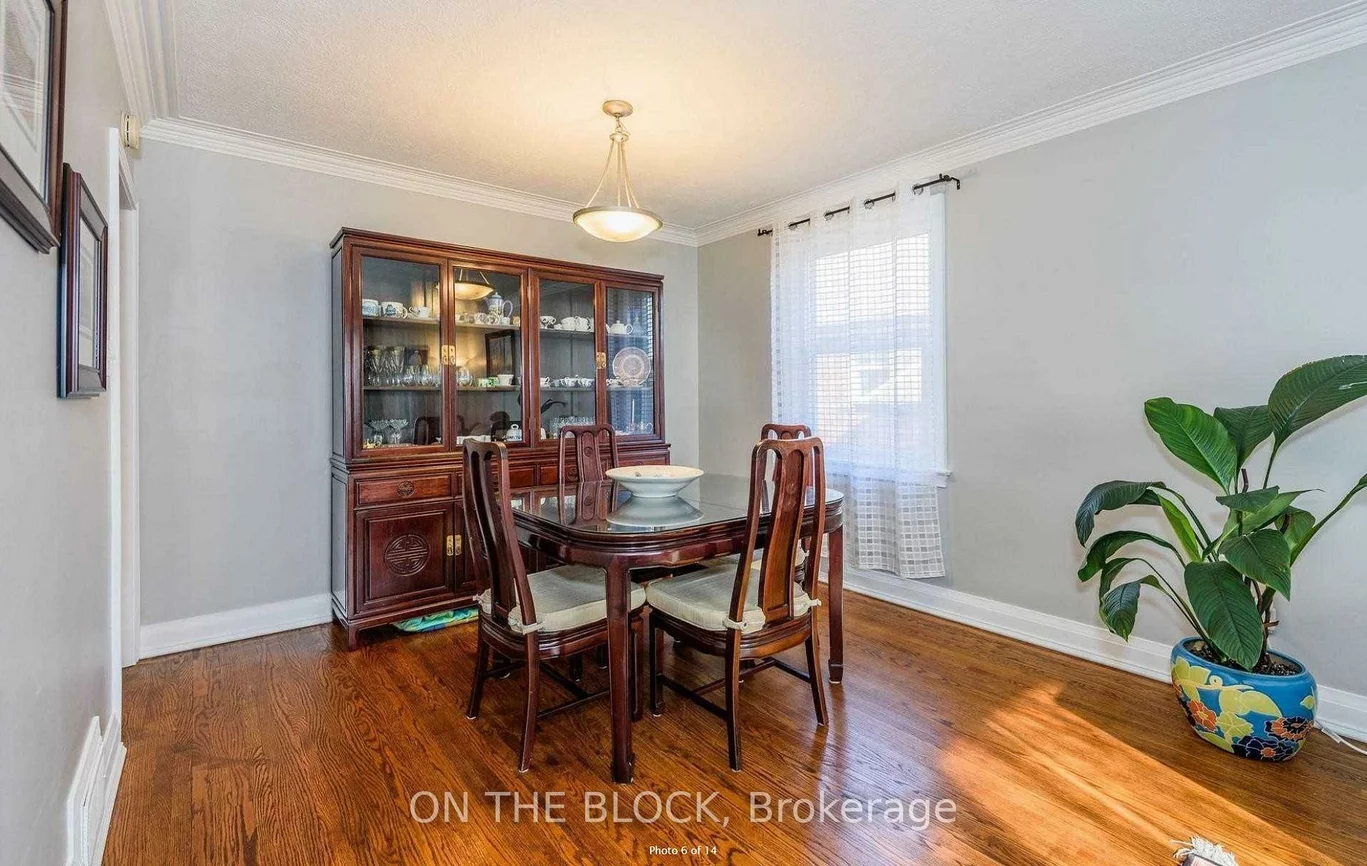 290, Bogert, Lansing-Westgate, Toronto