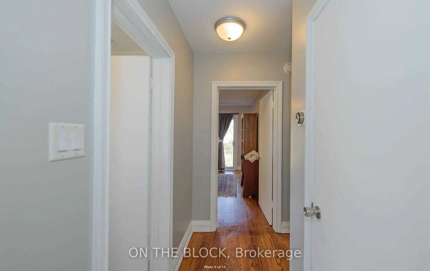 290, Bogert, Lansing-Westgate, Toronto