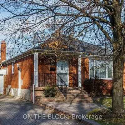 290, Bogert, Lansing-Westgate, Toronto