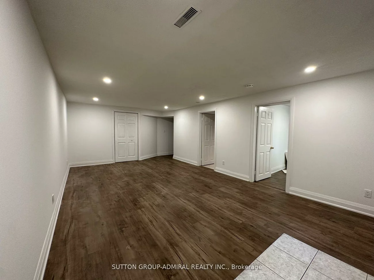 7, Resolution, Hillcrest Village, Toronto