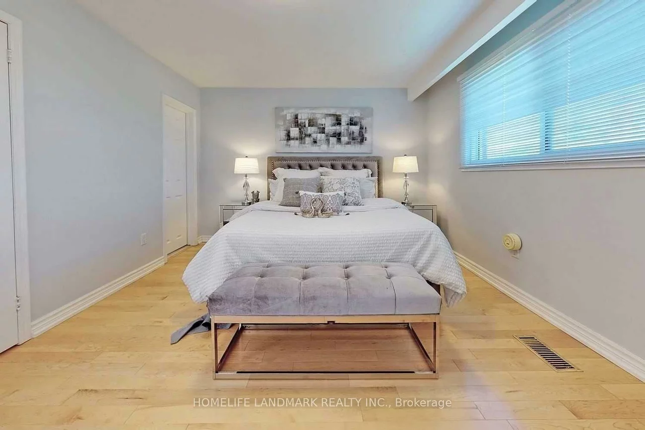 117, Clansman, Hillcrest Village, Toronto