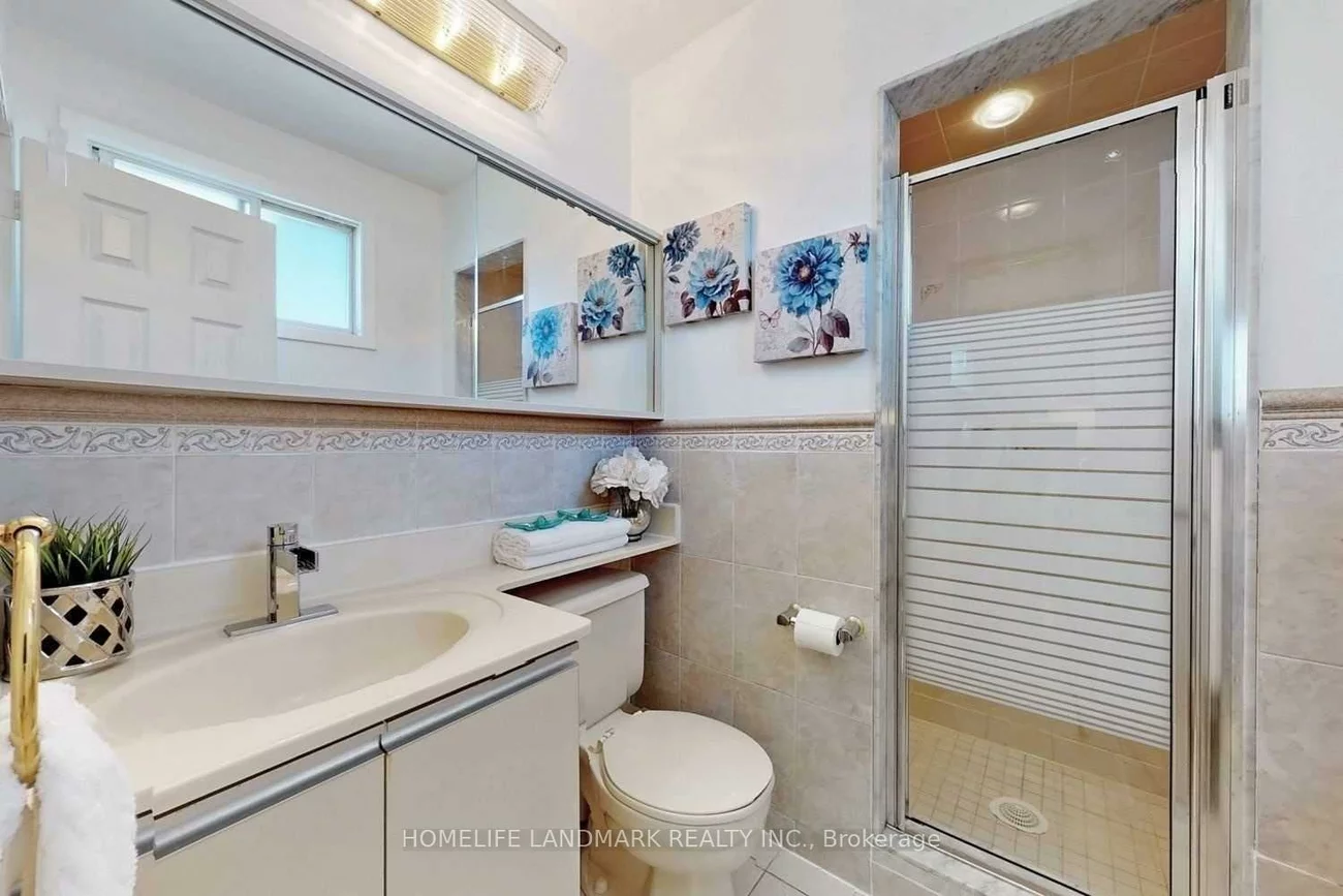 117, Clansman, Hillcrest Village, Toronto