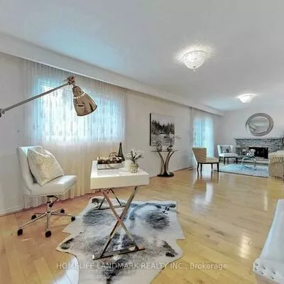 117, Clansman, Hillcrest Village, Toronto