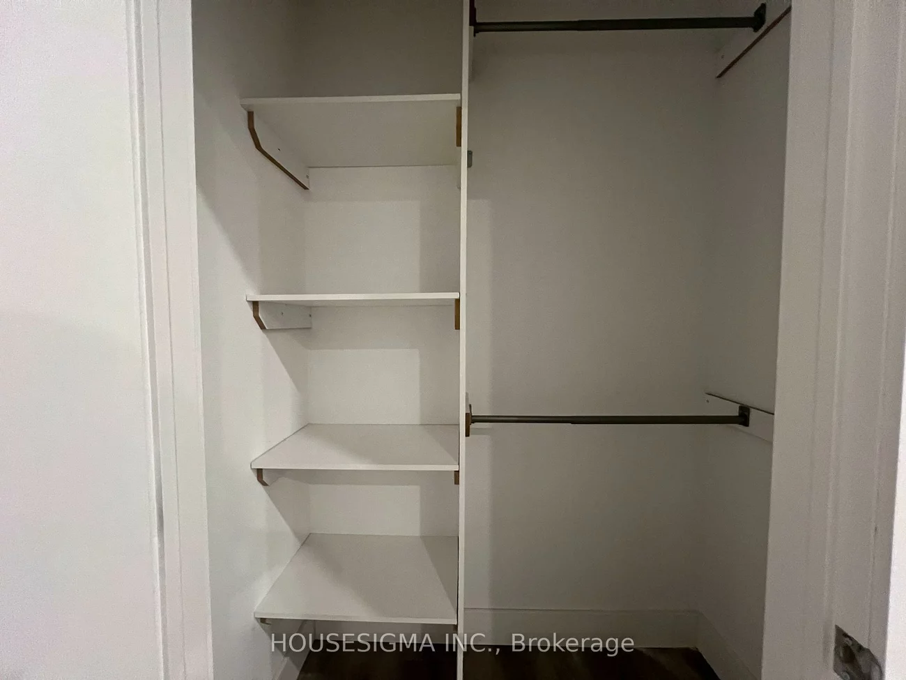 104, Pembroke, Moss Park, Toronto