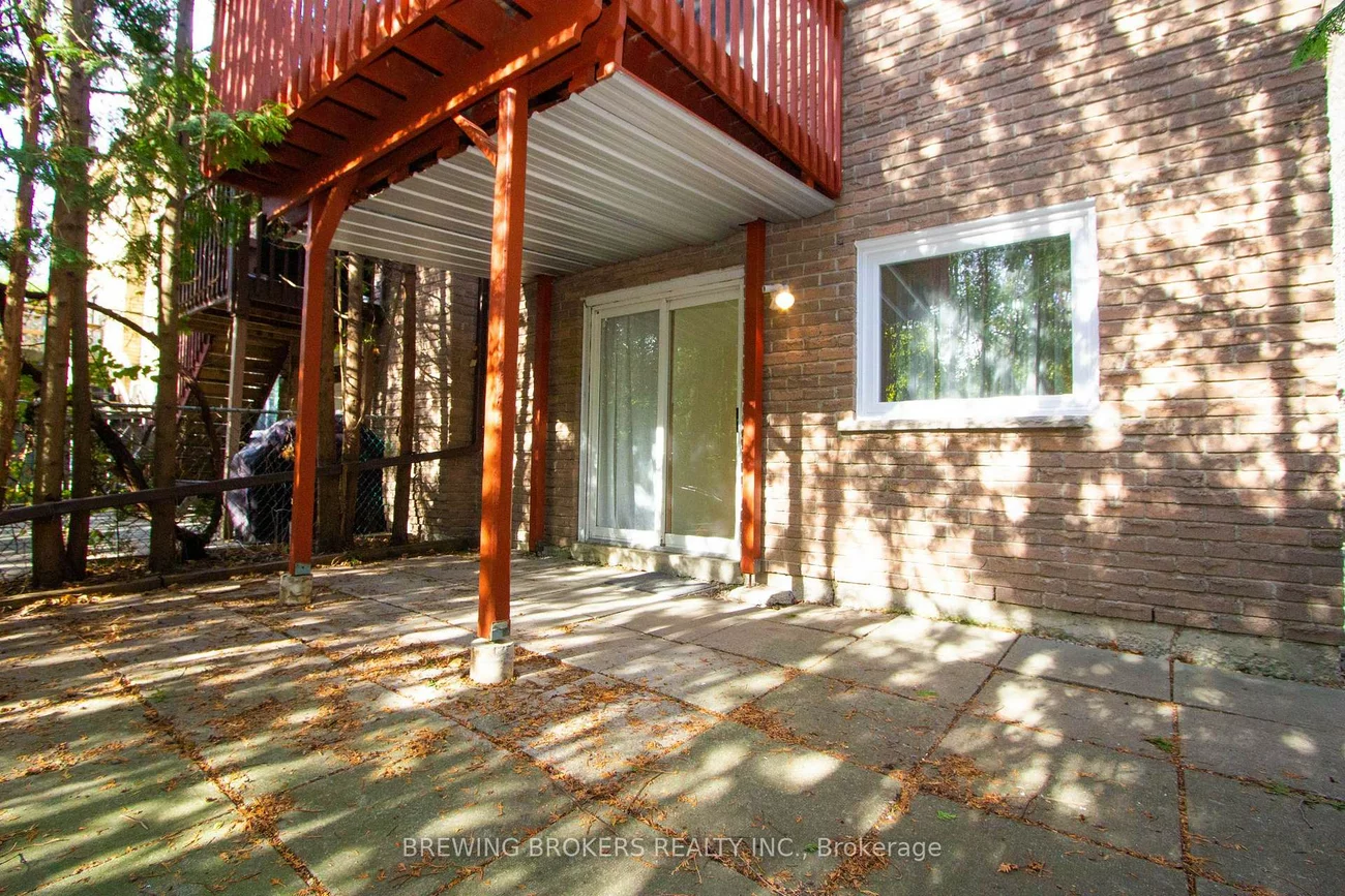 234, Robert Hicks (Lower), Westminster-Branson, Toronto