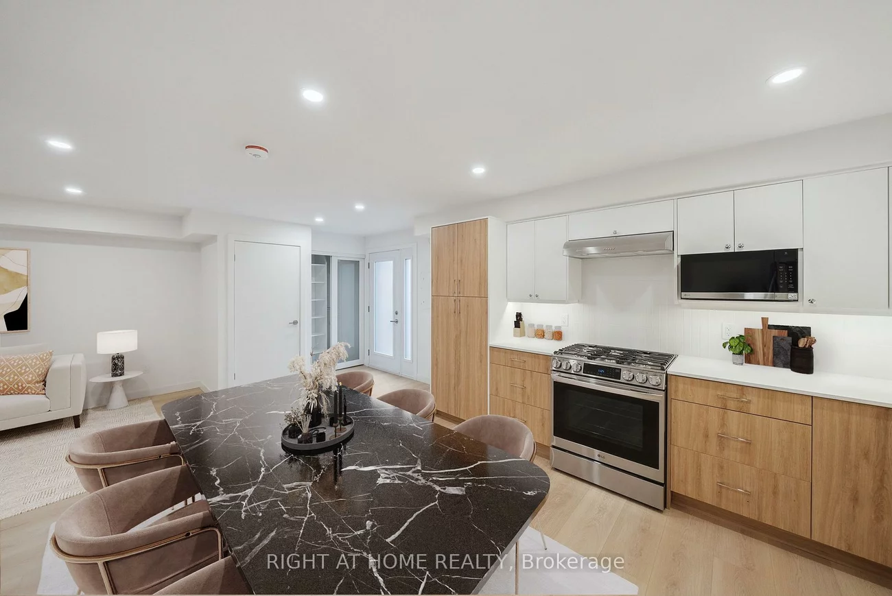 321, St George, Annex, Toronto