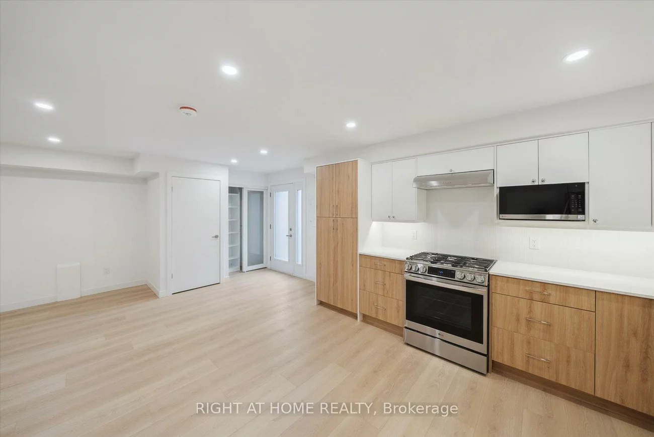 321, St George, Annex, Toronto