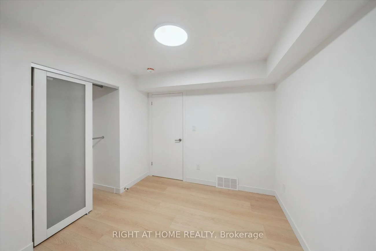 321, St George, Annex, Toronto