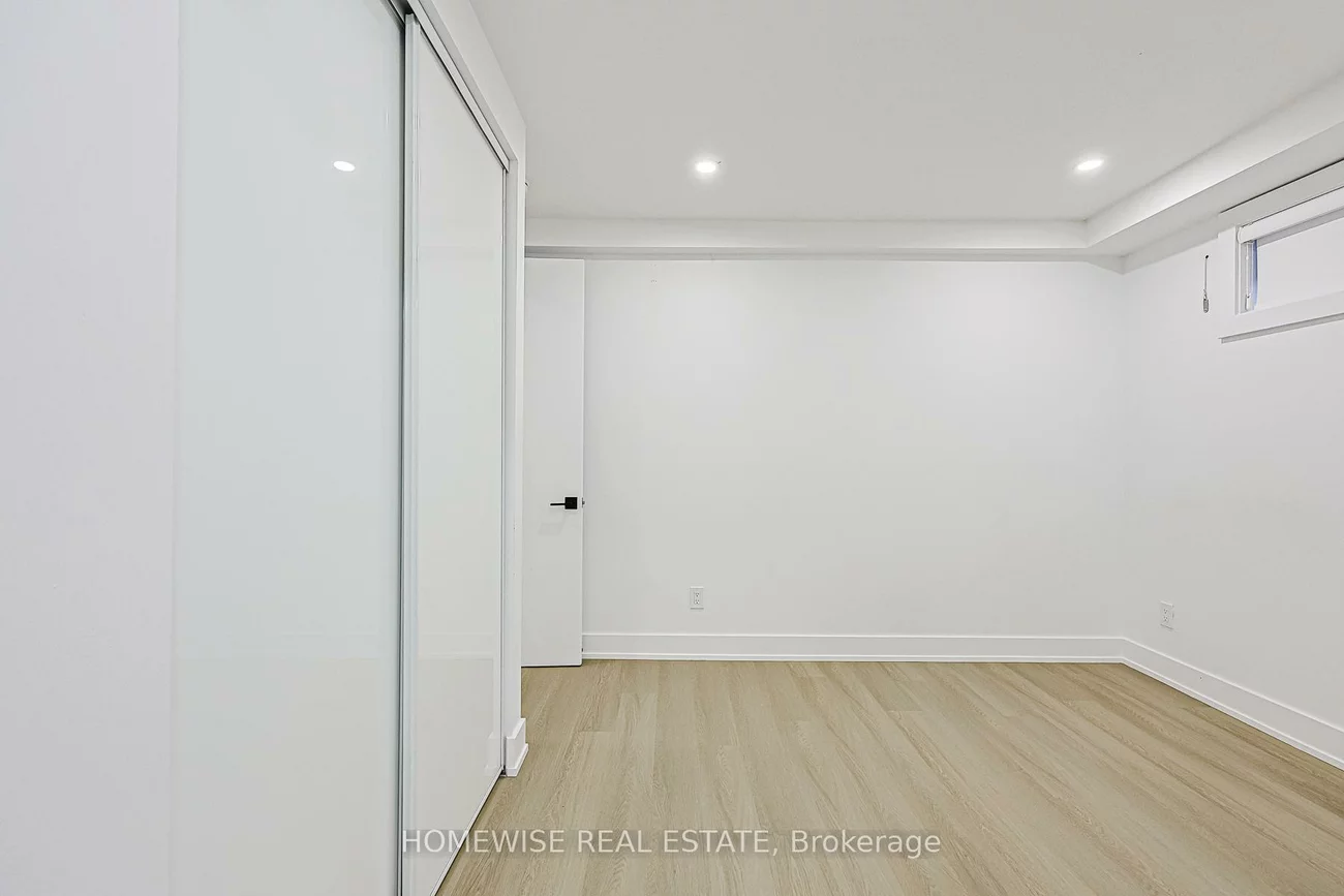 999, Eglington, Humewood-Cedarvale, Toronto