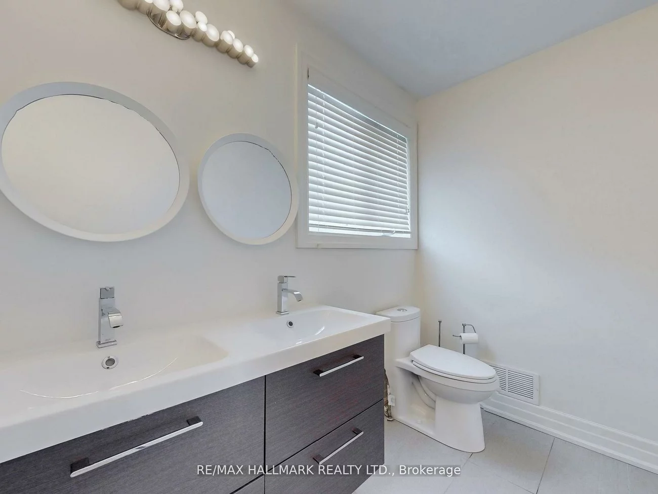 235, Old Yonge, St. Andrew-Windfields, Toronto