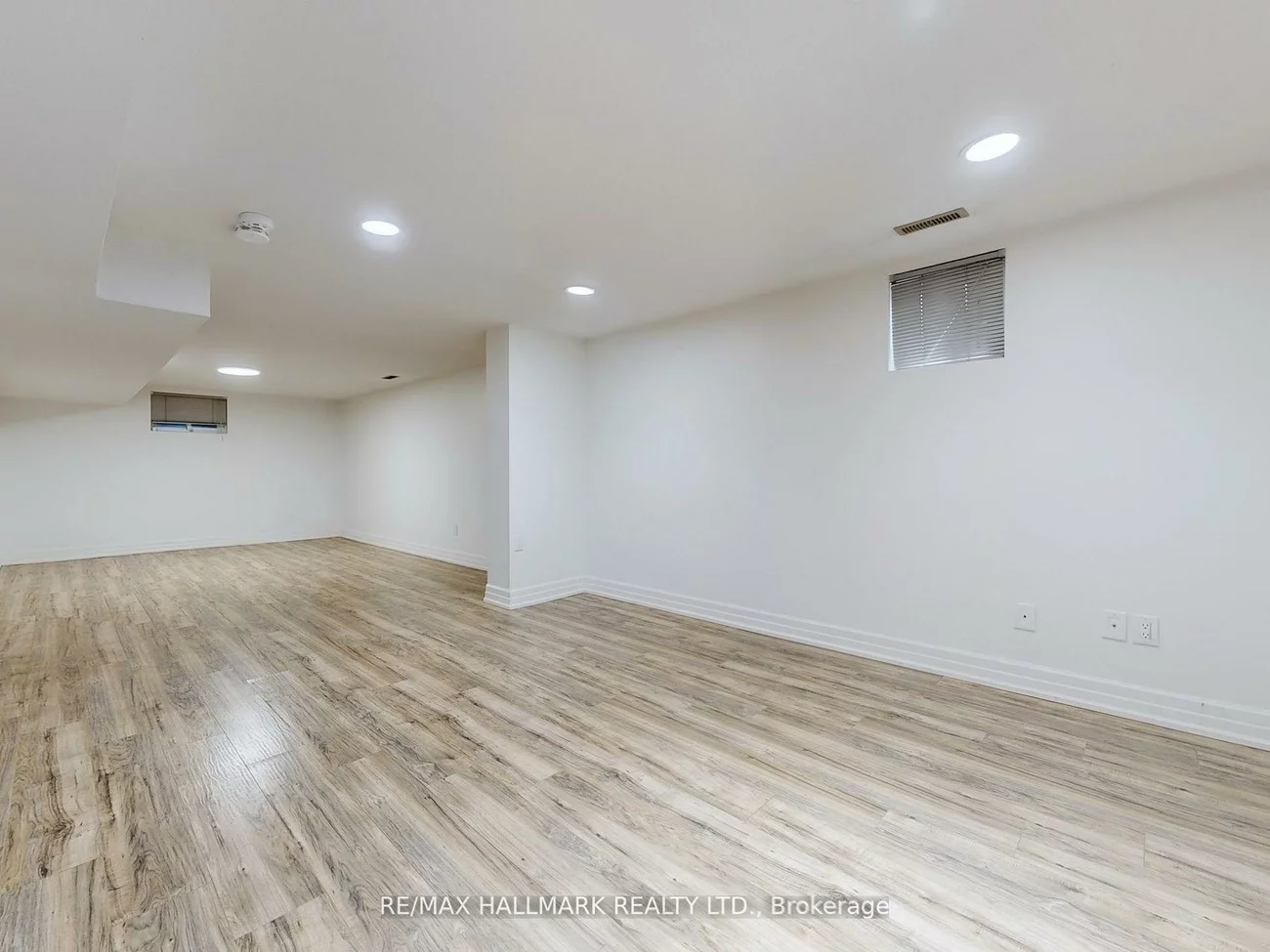 235, Old Yonge, St. Andrew-Windfields, Toronto