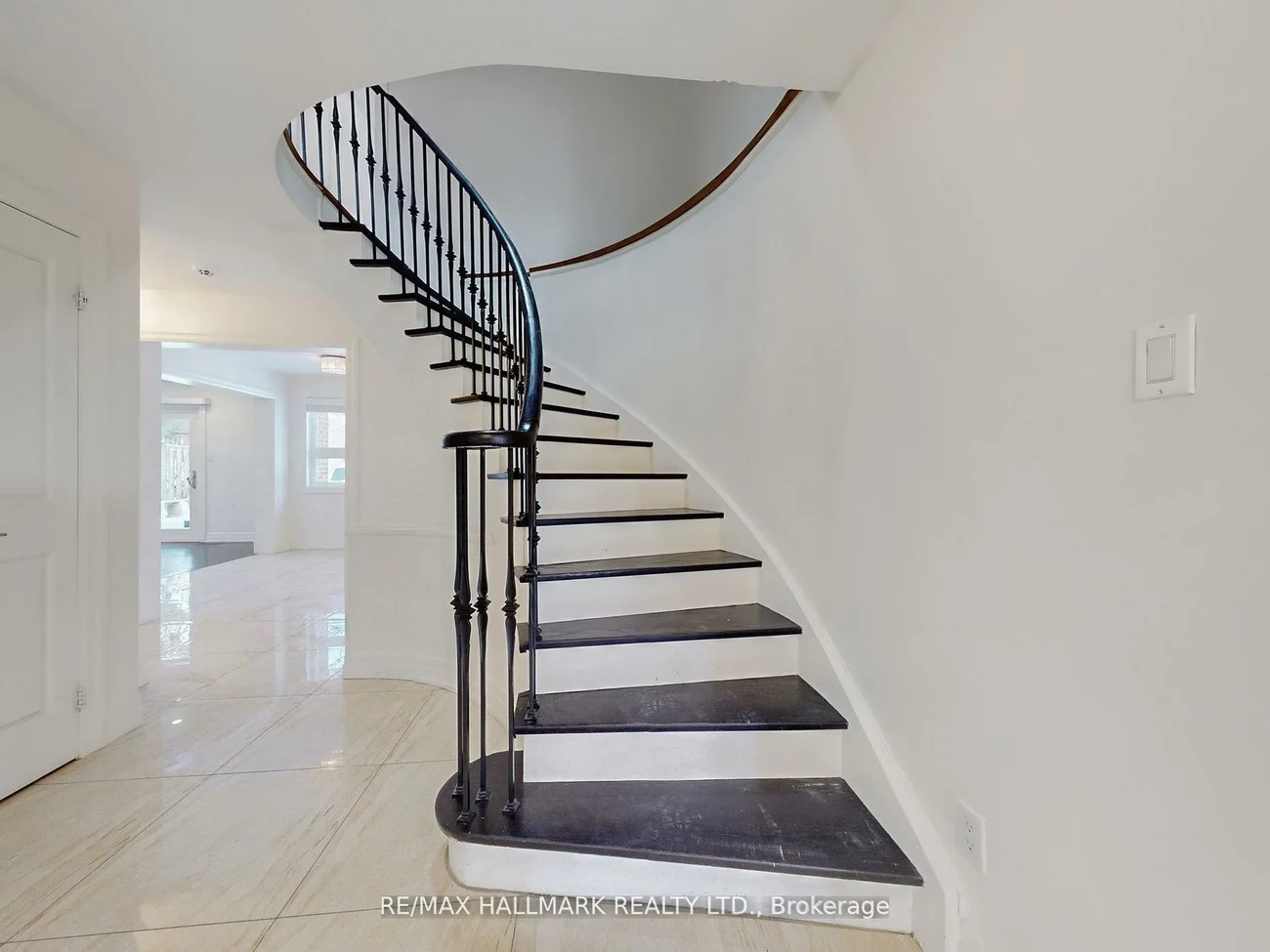 235, Old Yonge, St. Andrew-Windfields, Toronto