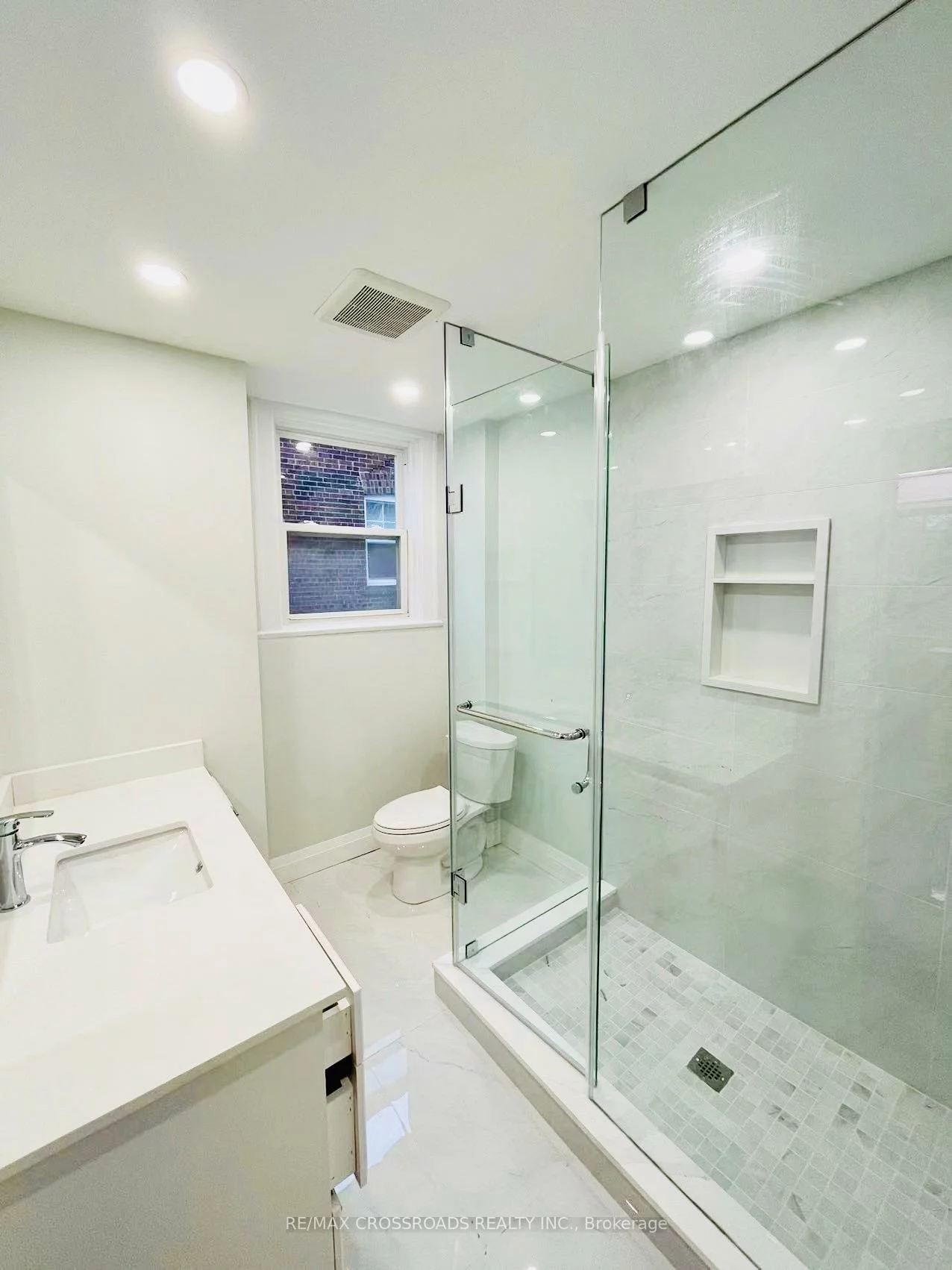 65, Lawrence, Lawrence Park South, Toronto