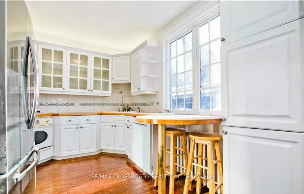 65, Lawrence, Lawrence Park South, Toronto