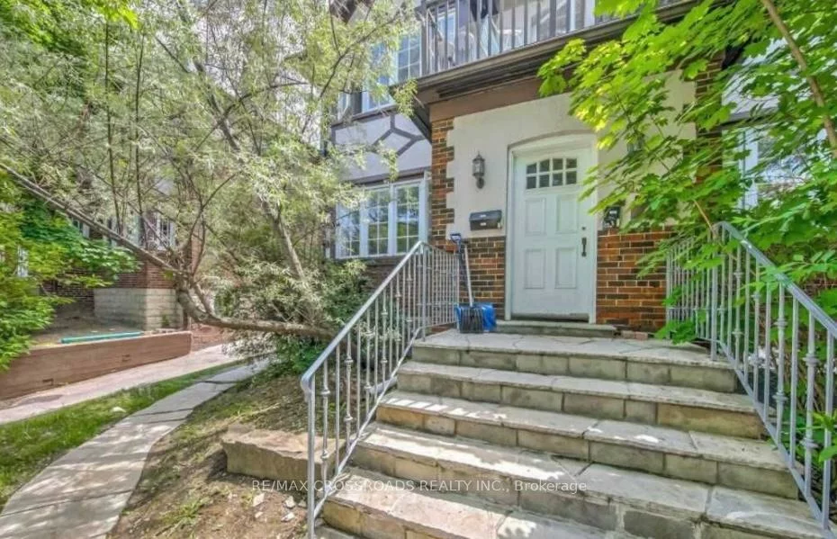 65, Lawrence, Lawrence Park South, Toronto