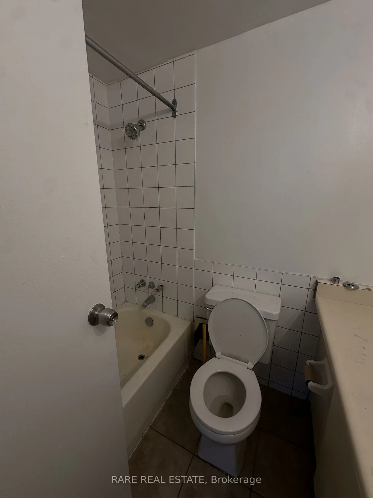 99, Bellevue, Kensington-Chinatown, Toronto