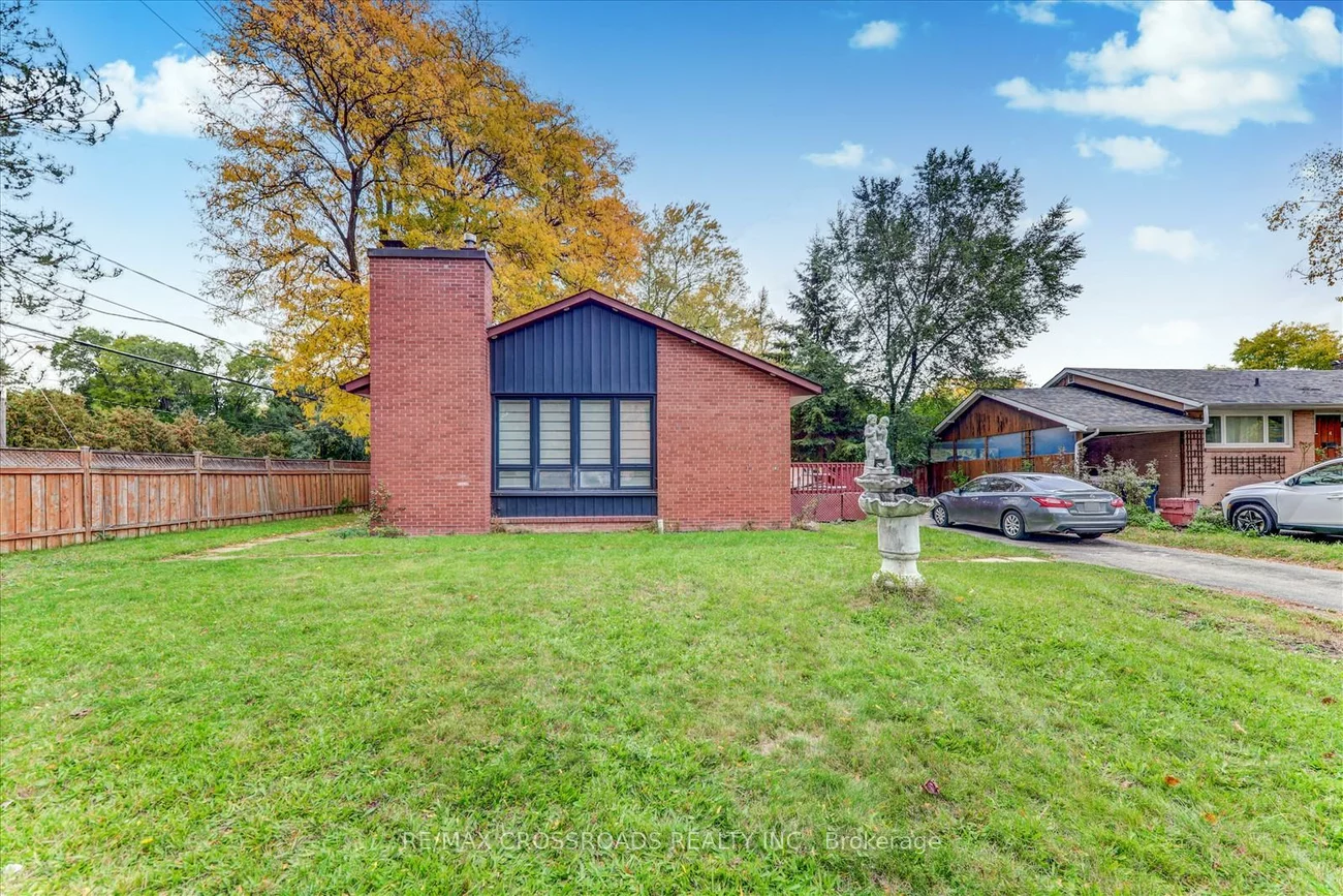 2, Tangmere, Banbury-Don Mills, Toronto