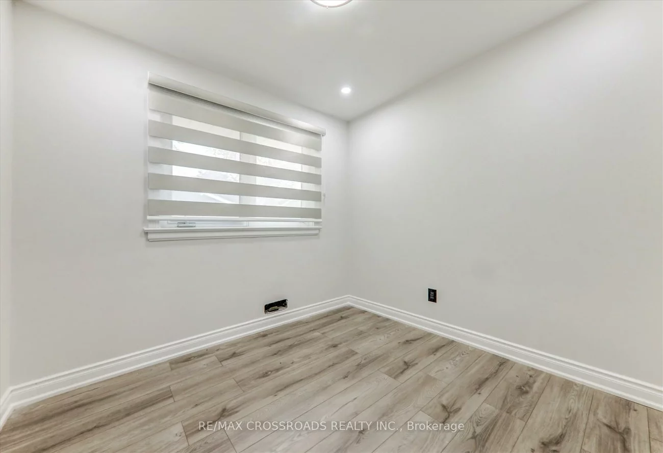 2, Tangmere, Banbury-Don Mills, Toronto