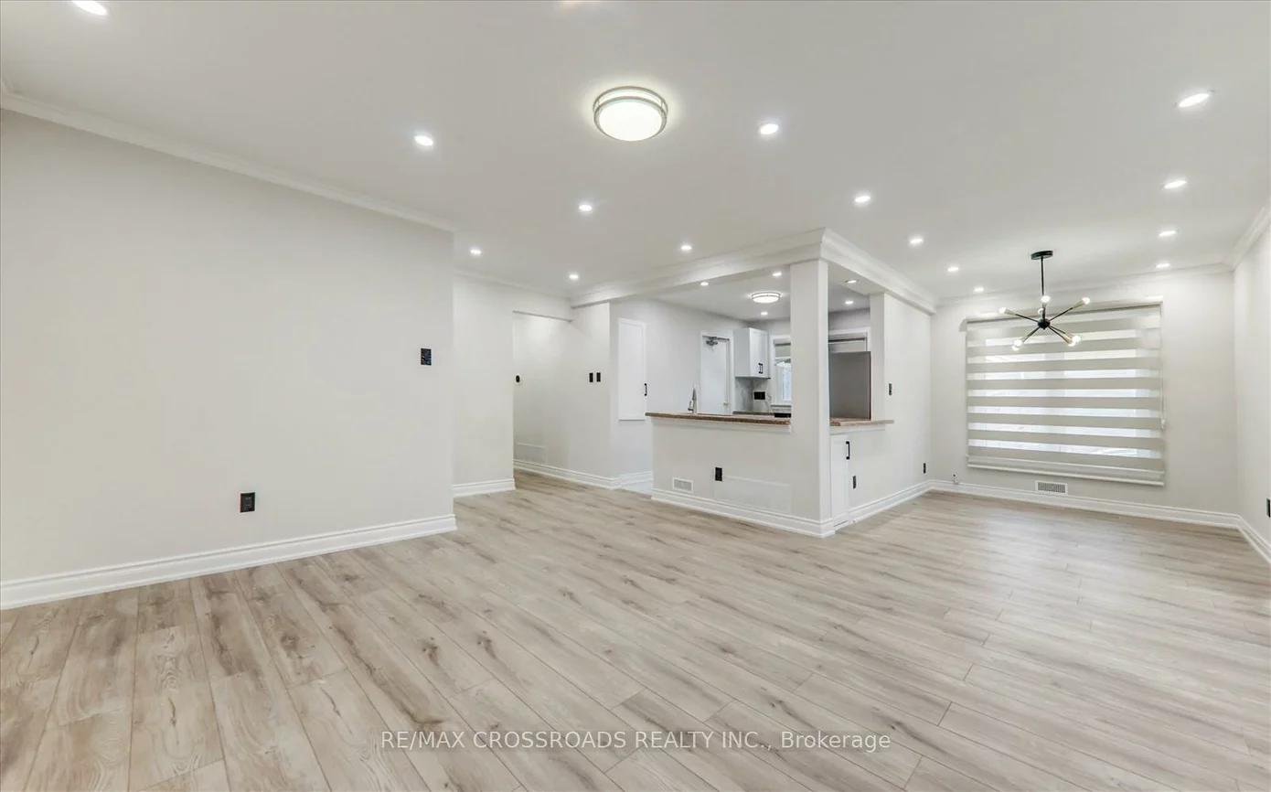 2, Tangmere, Banbury-Don Mills, Toronto