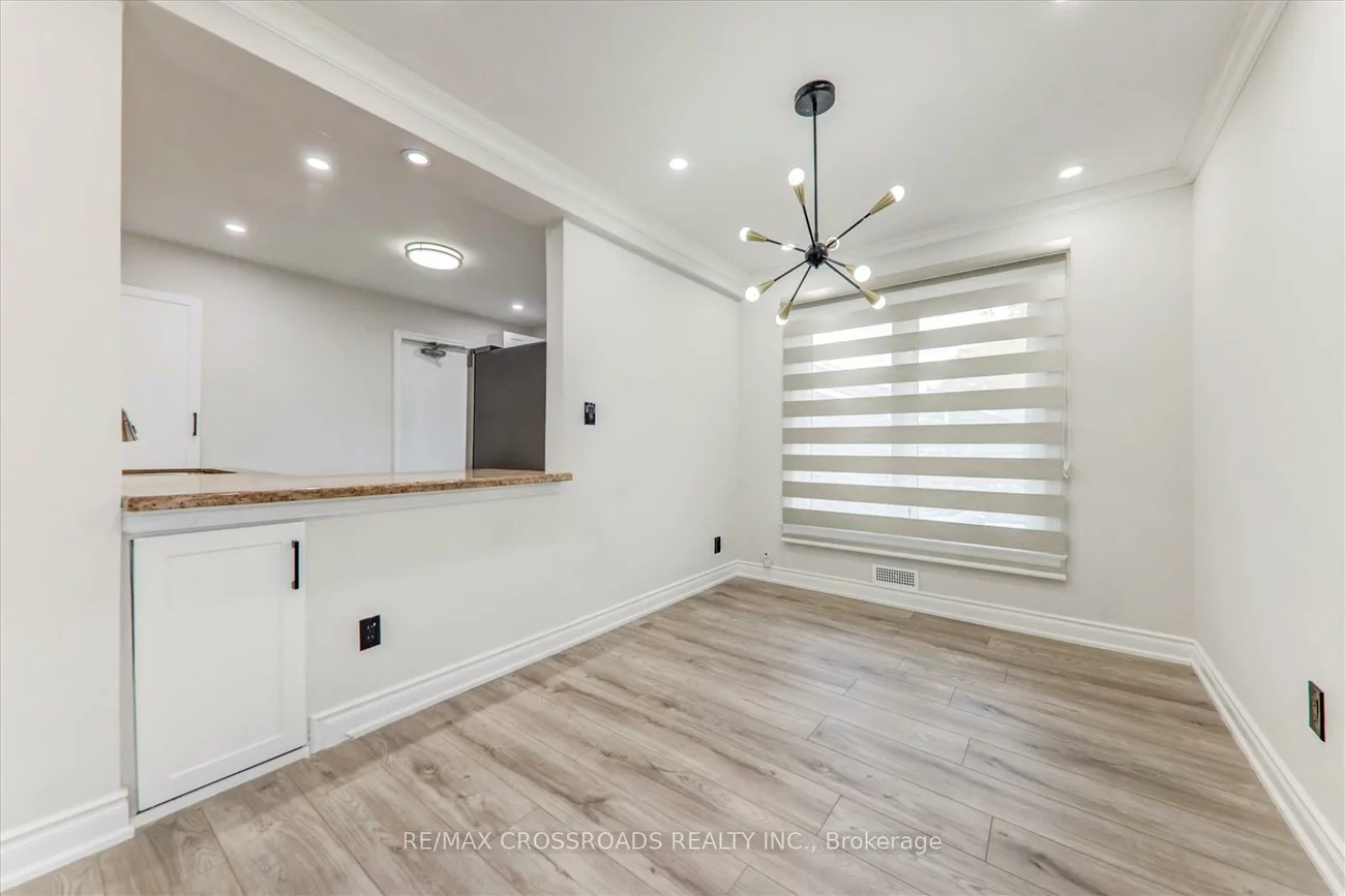 2, Tangmere, Banbury-Don Mills, Toronto