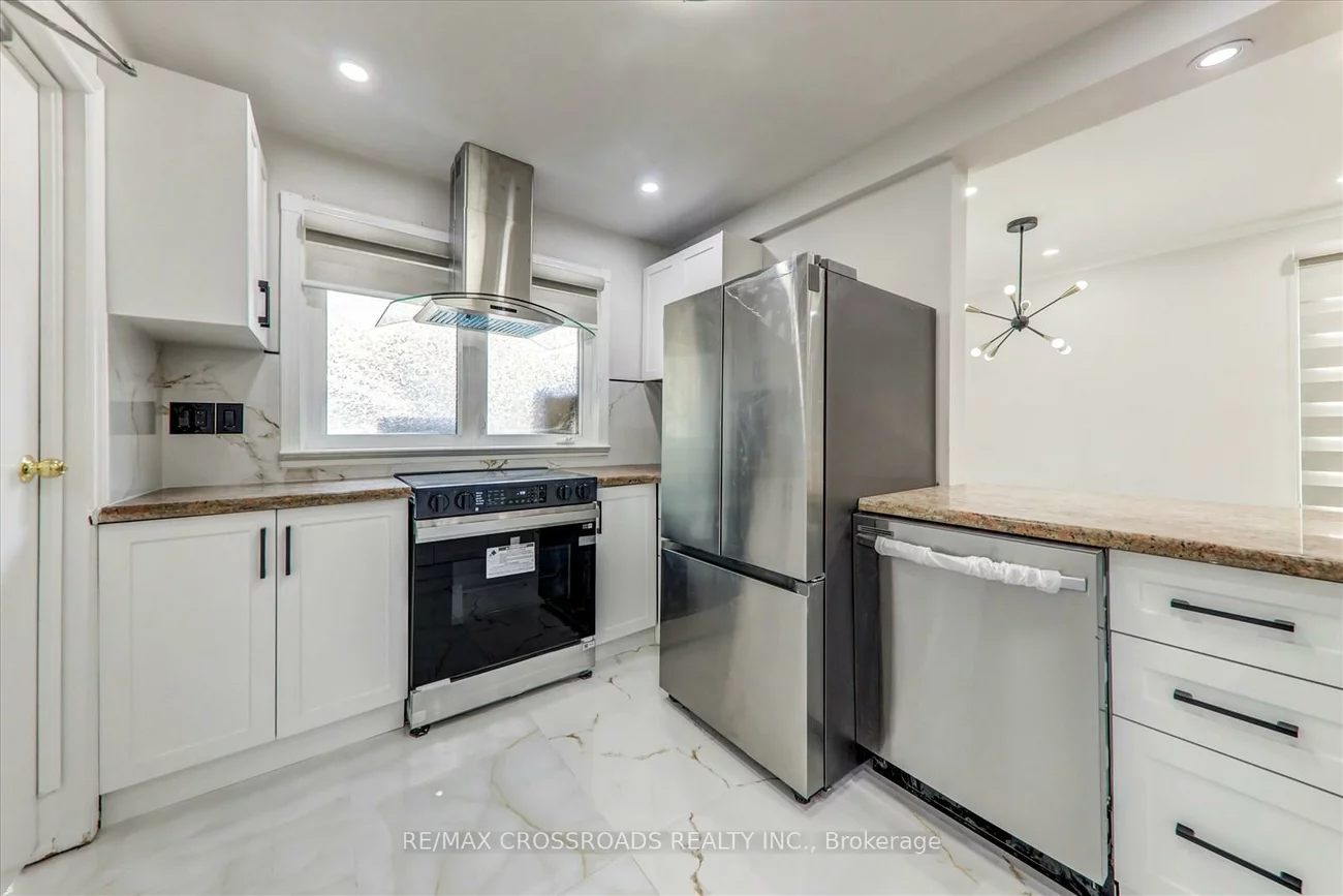 2, Tangmere, Banbury-Don Mills, Toronto