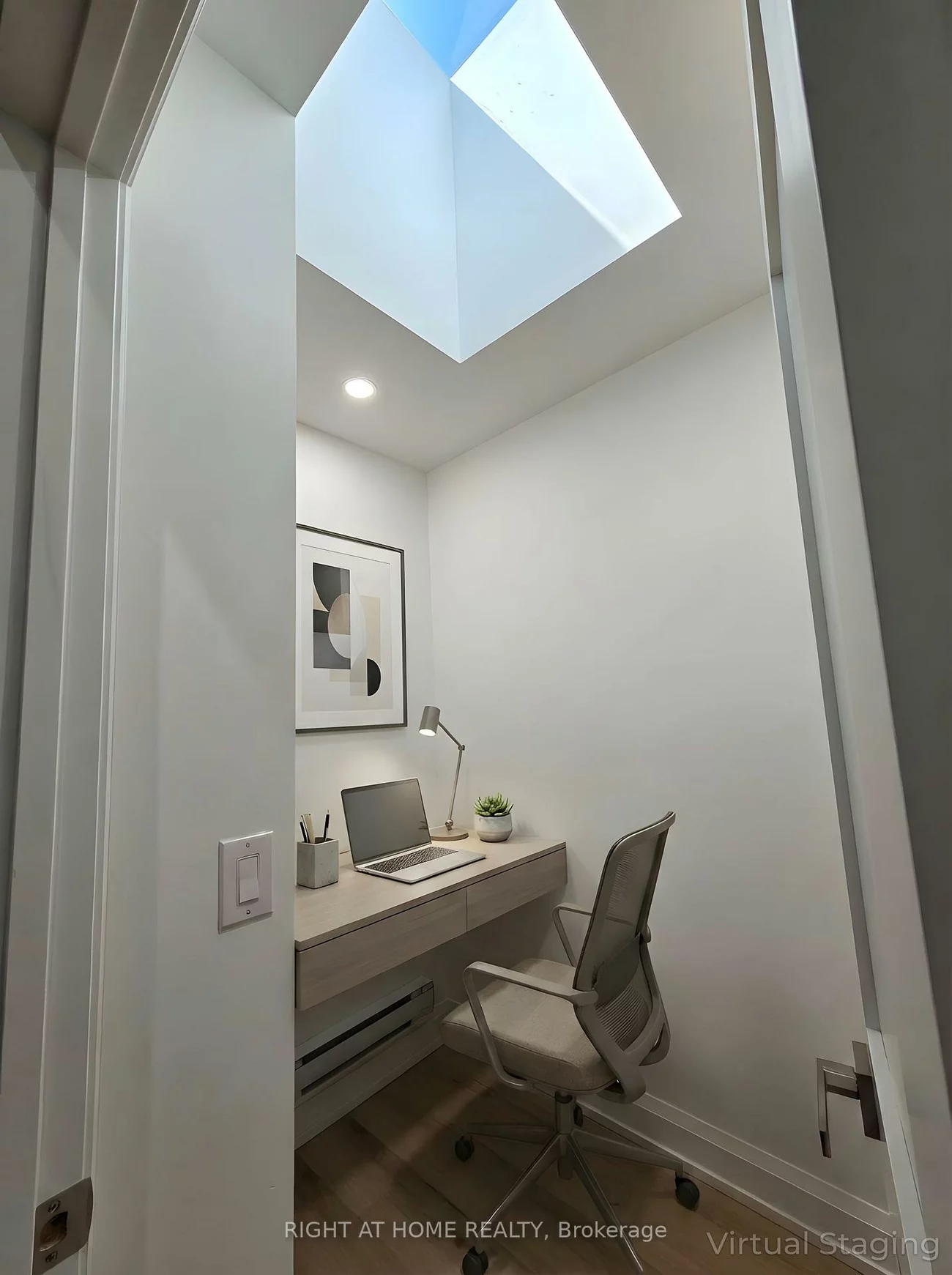 55, Camberwell, Humewood-Cedarvale, Toronto