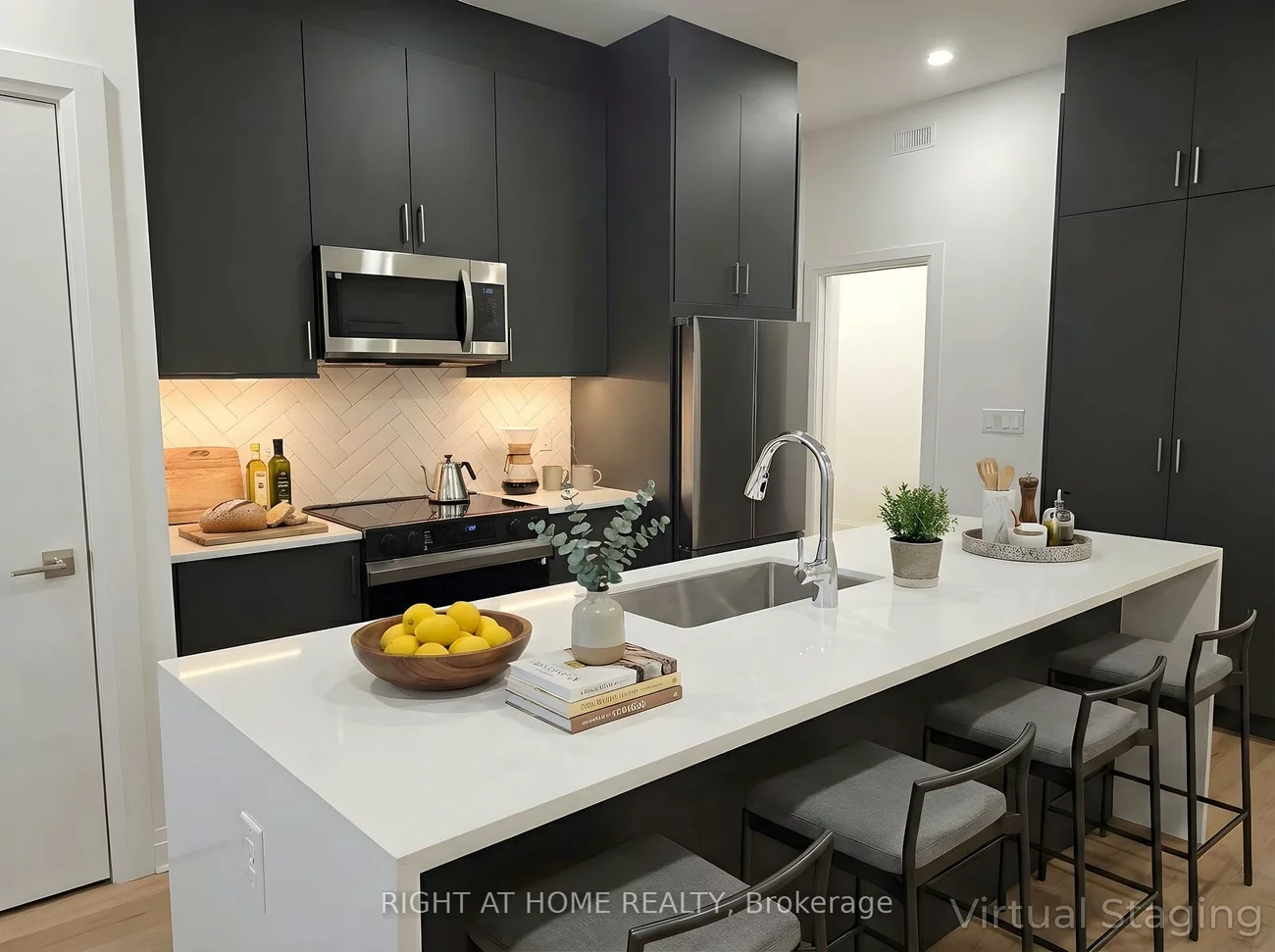 55, Camberwell, Humewood-Cedarvale, Toronto