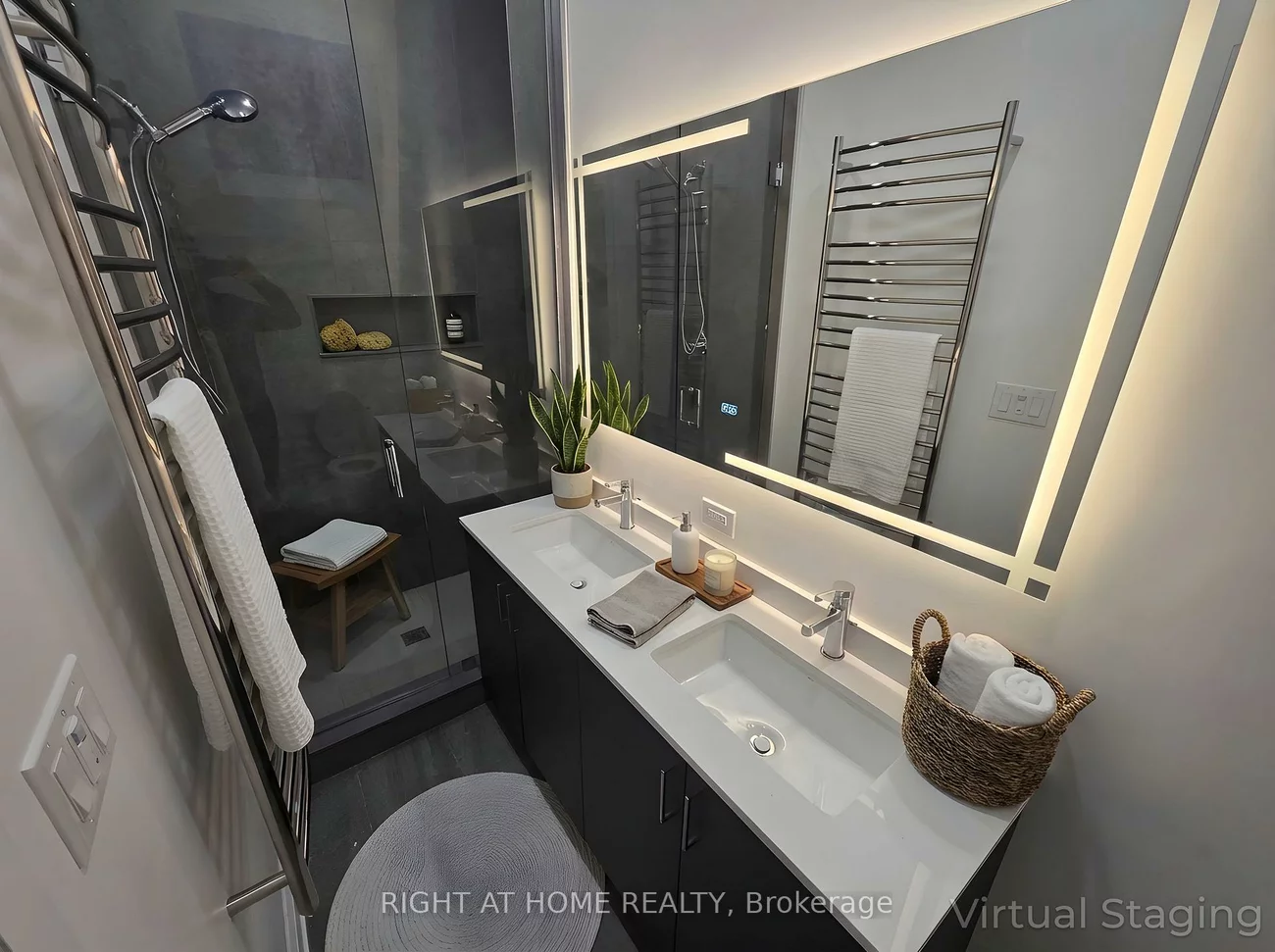 55, Camberwell, Humewood-Cedarvale, Toronto