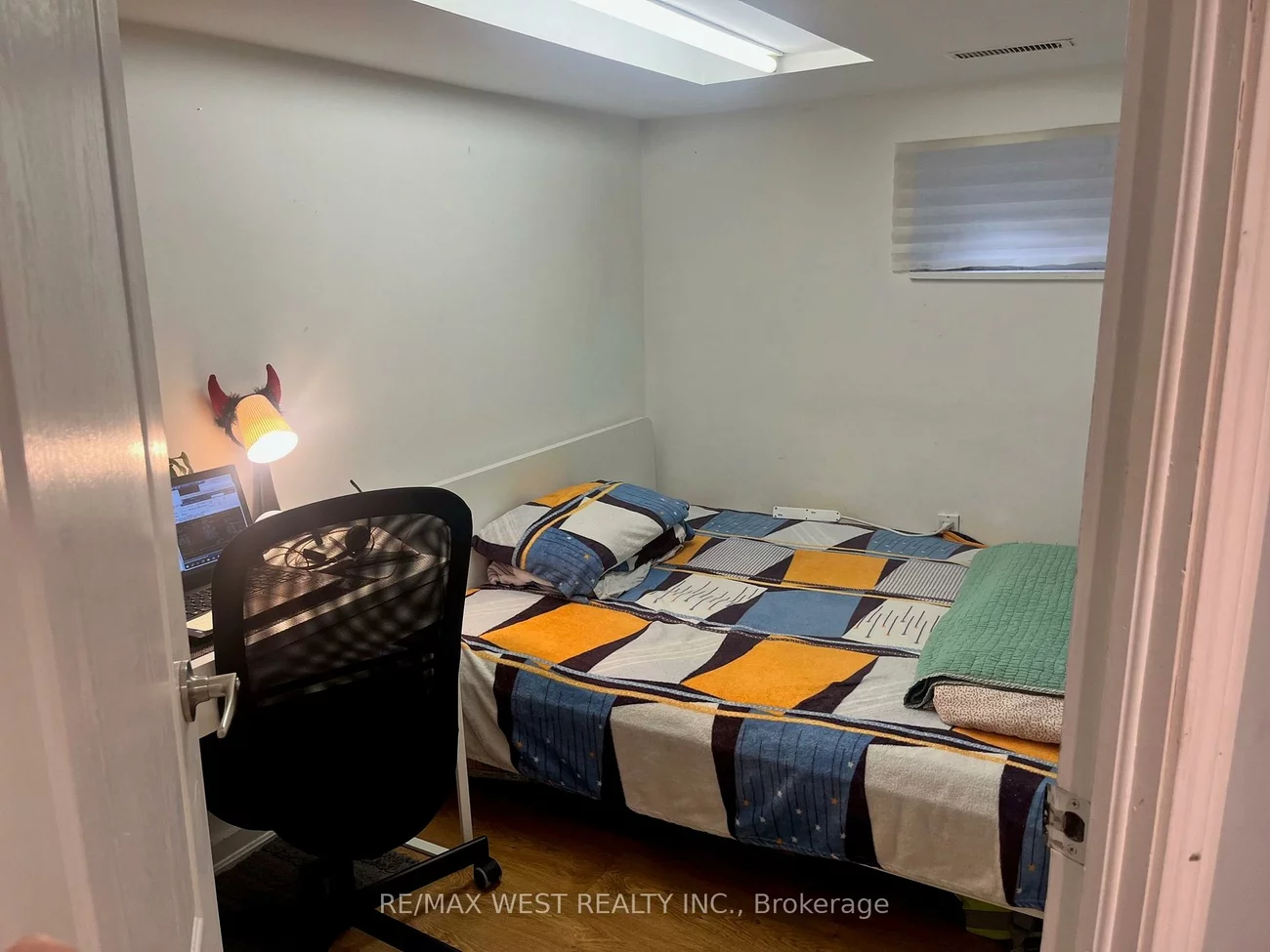 54, Wyndham, Little Portugal, Toronto