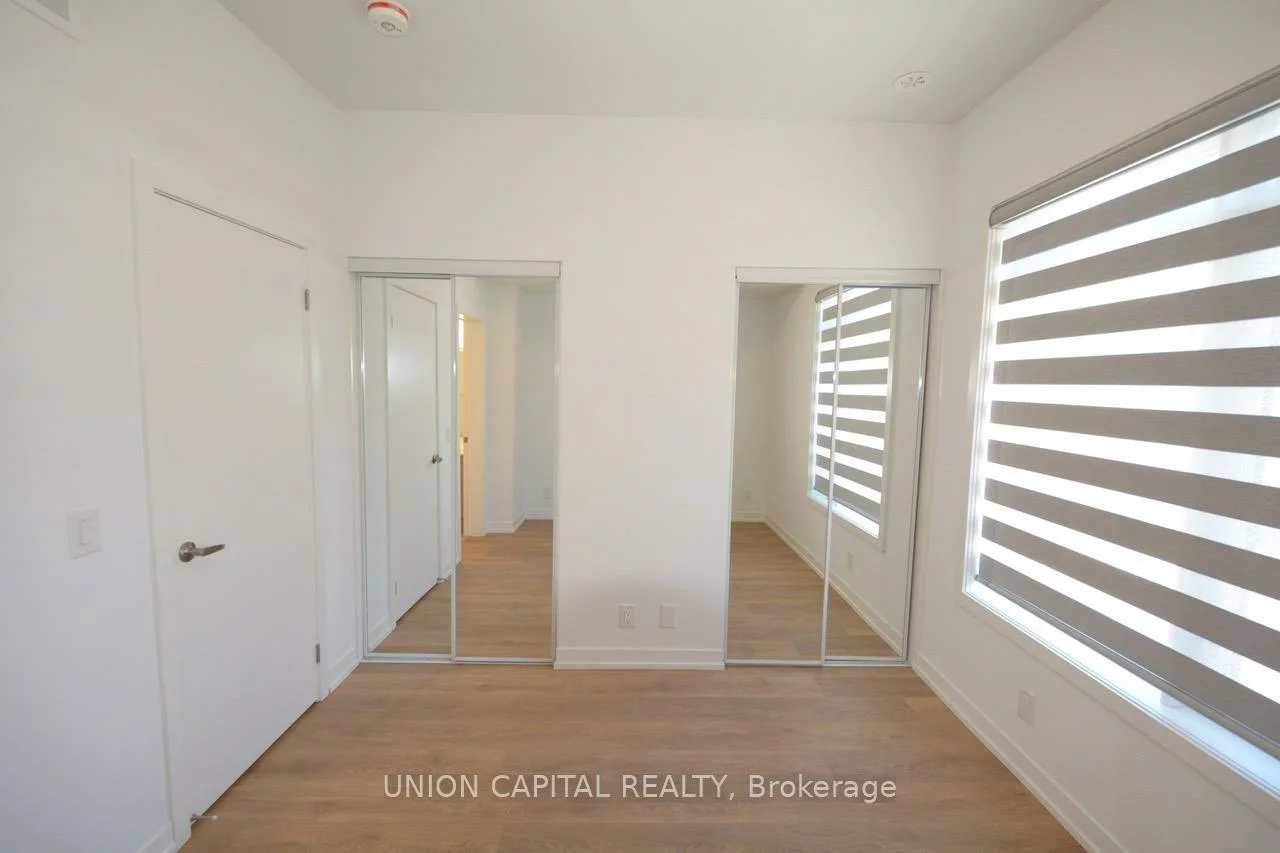 25, Case Ootes, Victoria Village, Toronto