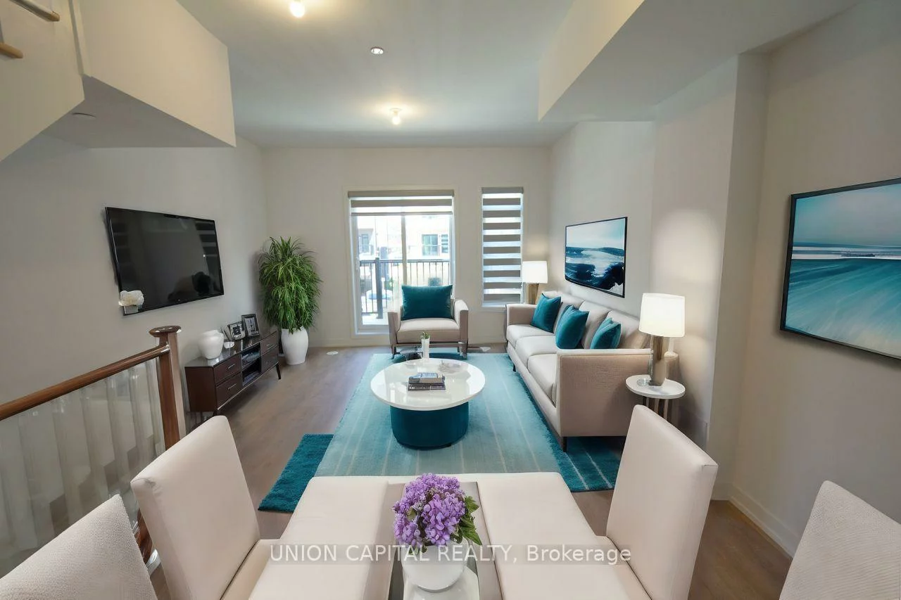 25, Case Ootes, Victoria Village, Toronto