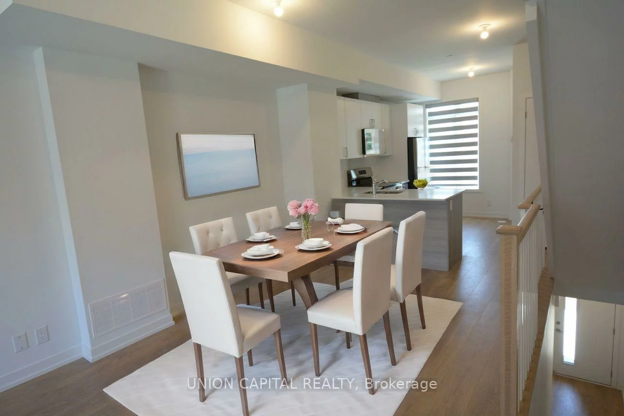 25, Case Ootes, Victoria Village, Toronto