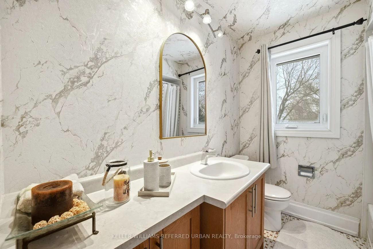 160, Caines, Newtonbrook West, Toronto