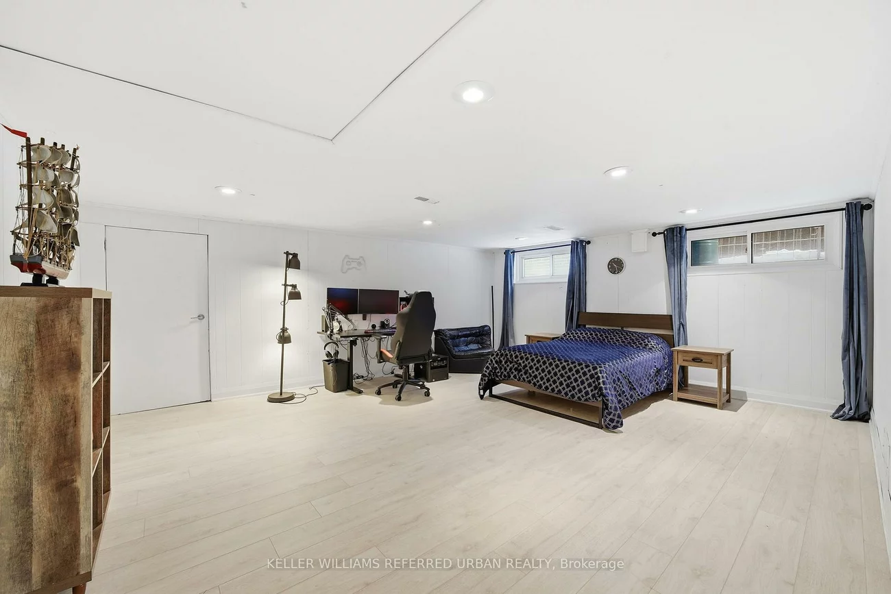 160, Caines, Newtonbrook West, Toronto